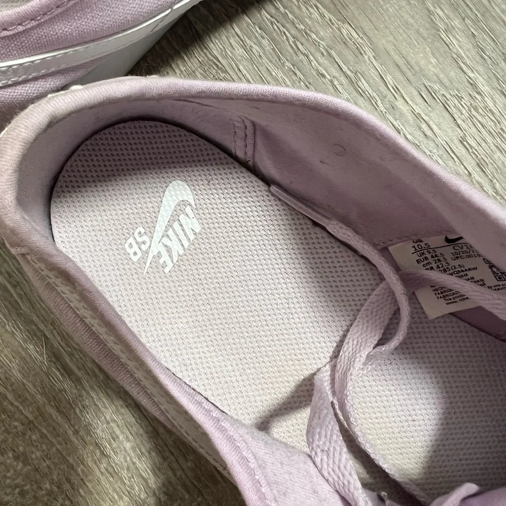 Nike SB Lavender Court Shoes- 10.5‎